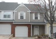Building Photo - 8763 Robinson Forest Dr