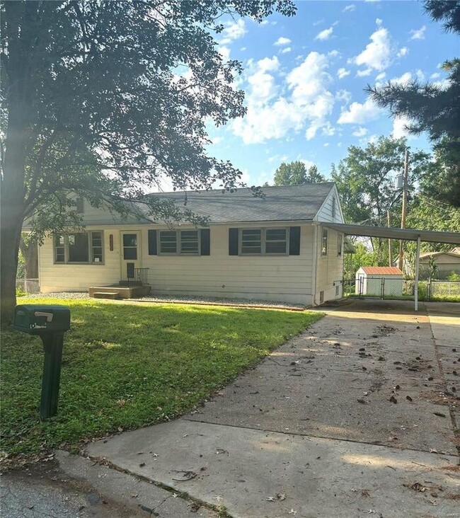 Photo - 8602 Gwin Dr House
