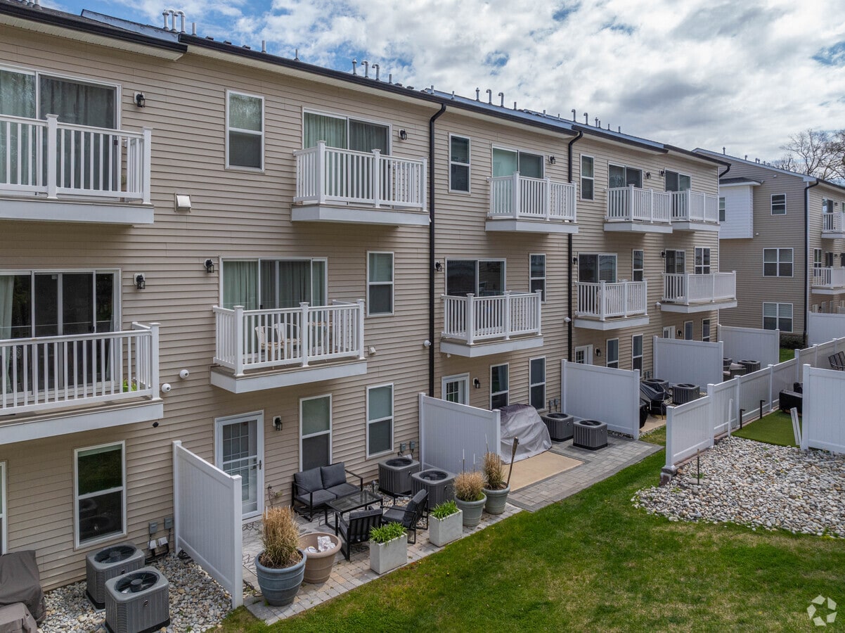 Photo - The Abbe At Little Falls Station