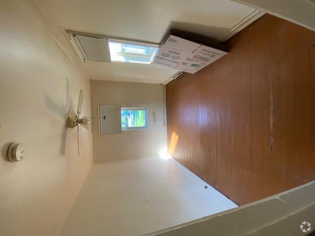 Building Photo - 224 York St Rental