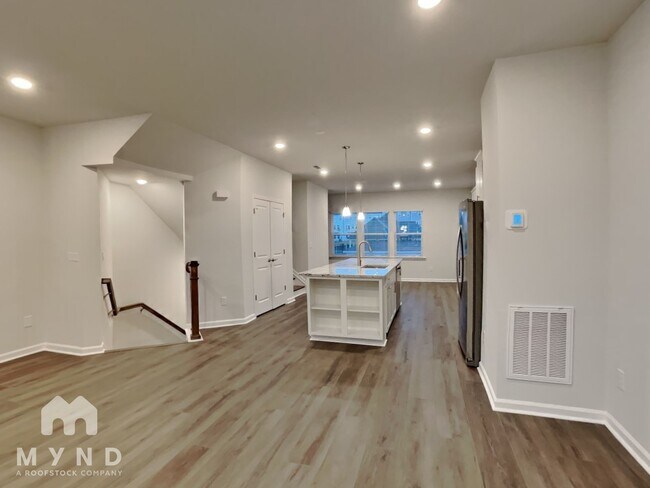 Photo - 507 Toffeemen Dr