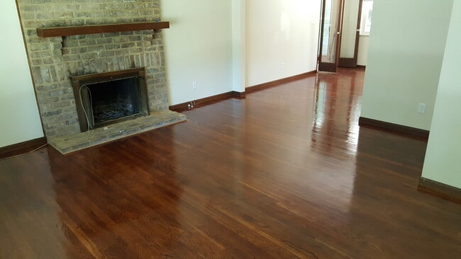 Photo - 4167 Marland Dr