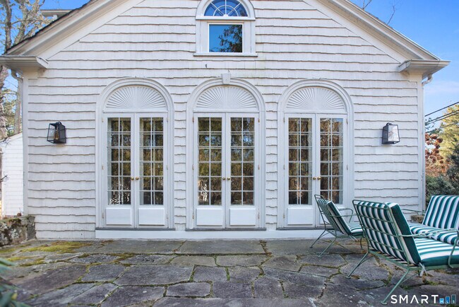 Photo - 1709 Newfield Ave