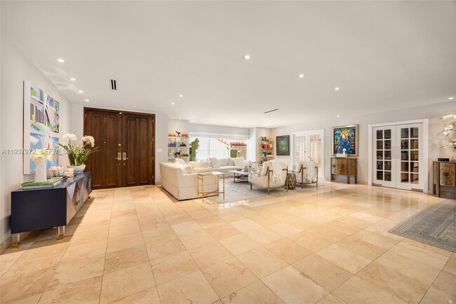 Photo - 7230 Vistalmar St