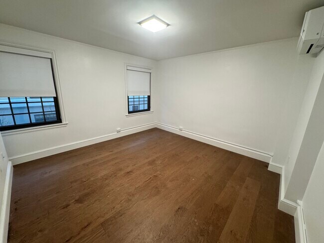1172 Massachusetts Ave Unit 218