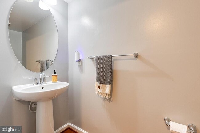 Photo - 513 Bluffton Dr