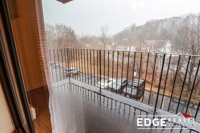 Photo - 16 Winter St Unit 35C