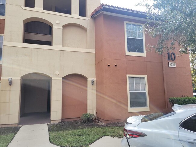 Photo - 5524 Metrowest Blvd Condominio Unidad 103