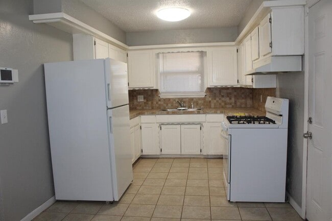 Photo - 3036 SE 20th St