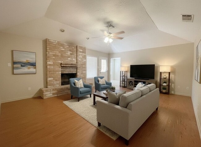 Photo - 1922 Havenhouse Dr