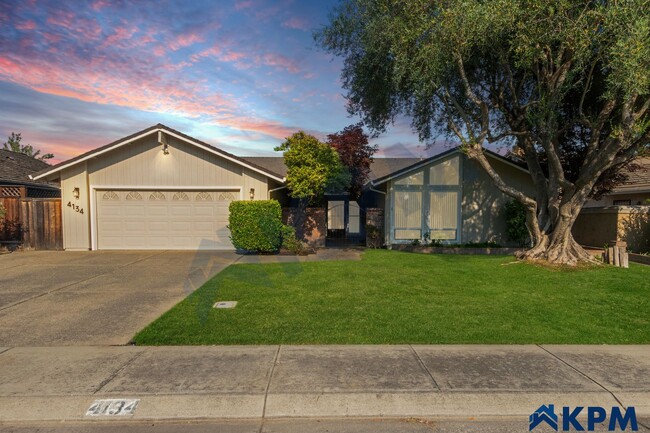 Waterfront North Lake Home for Rent - Waterfront North Lake Home for Rent