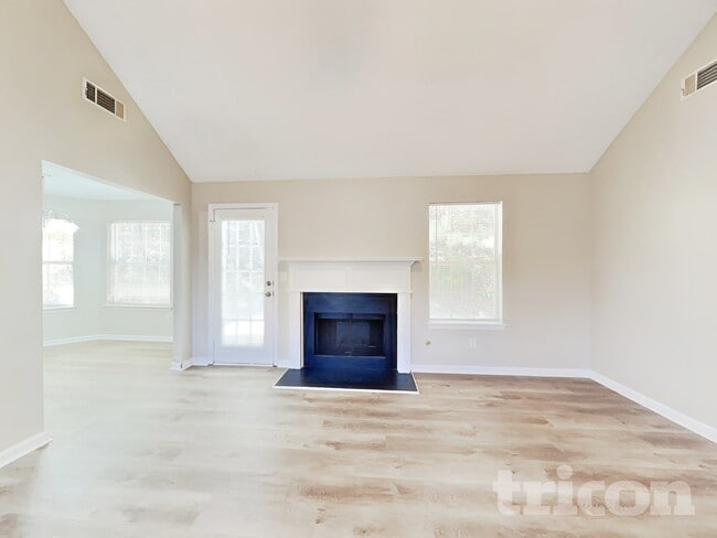 Photo - 5515 Sapphire Cir