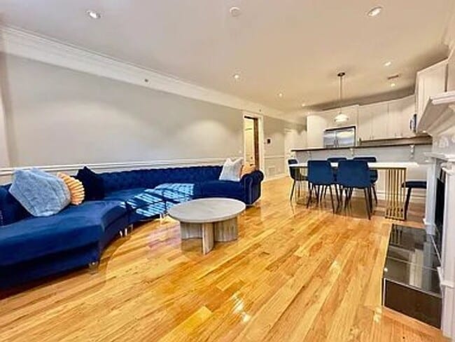 Photo - 9/1 No Fee! Fully renovated 2BR/2BA in South End!