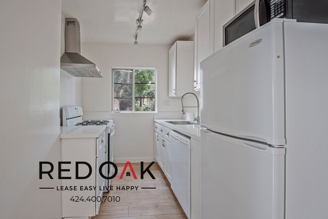 Photo - 1327 Laurel Ave Unit 8
