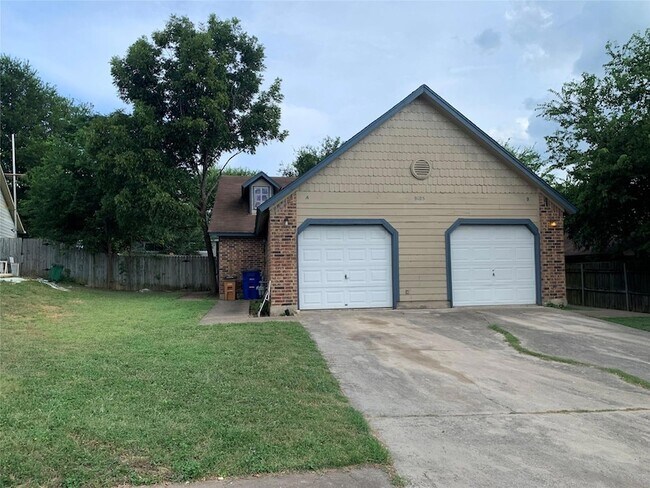 Building Photo - 9105 Sanger Dr Unit A Rental