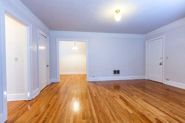 Photo - San Carlos Apartments