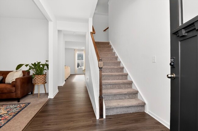 Photo - 7132 Wheyfield Dr