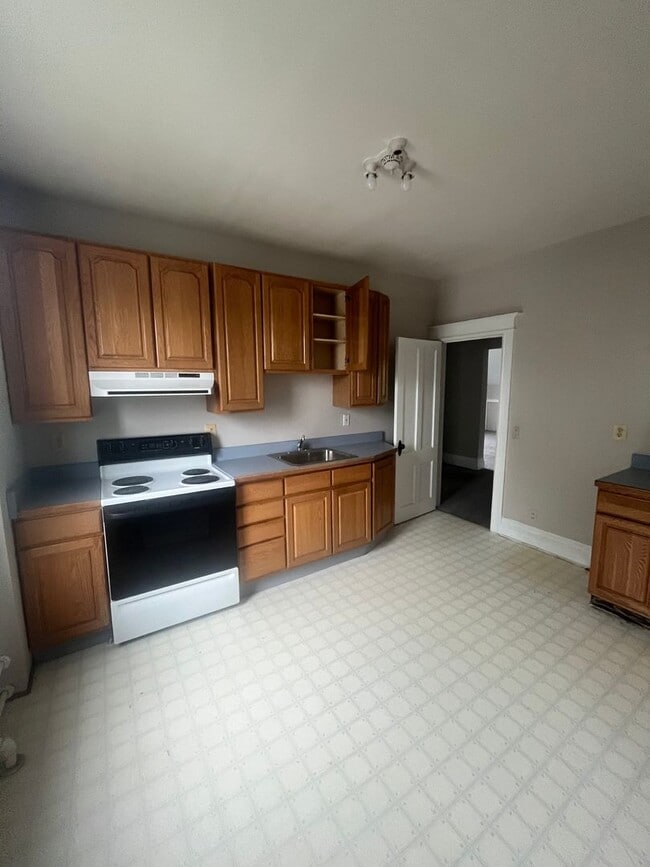 293 Dartmouth St Unidad 293 Dartmouth St Apt 2/UP