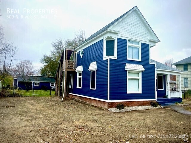 Building Photo - 509 N River St Unit 2 Rental