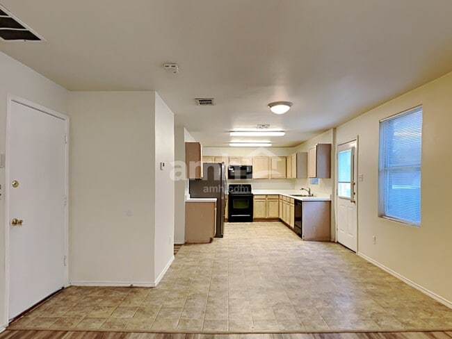 Photo - 12657 Drexel St