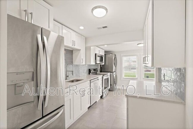 Photo - 4605 Harrison St Unidad 4605 Harrison St  B