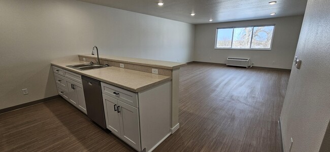 Photo - Radel Court