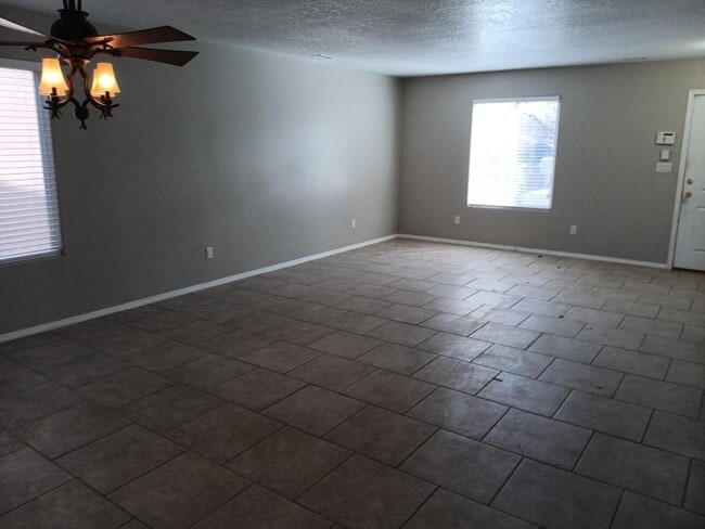 Photo - 6523 Avenida Madrid NW