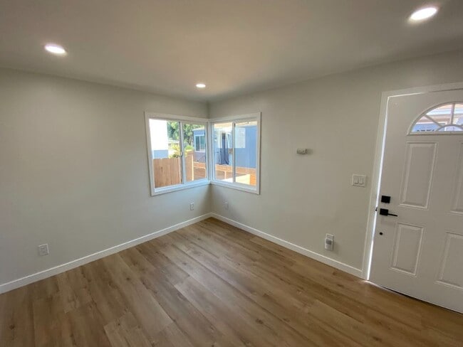 Photo - One-Bedroom Unit - Newly Renovated - with Yard Unit 1207