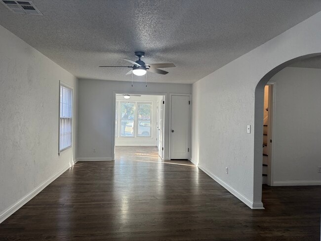 Photo - 417 SW 24th St