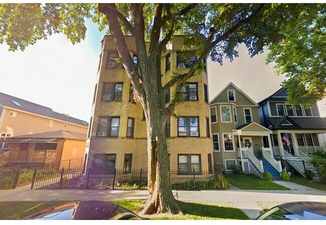 Photo - 1911 W Larchmont Ave Unit 3A