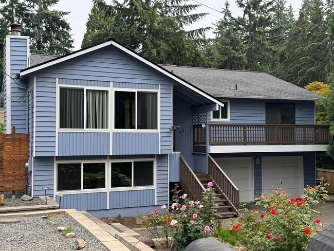 Quiet, N.Seattle neighborhood - duplex - Quiet, N.Seattle neighborhood - duplex Condo