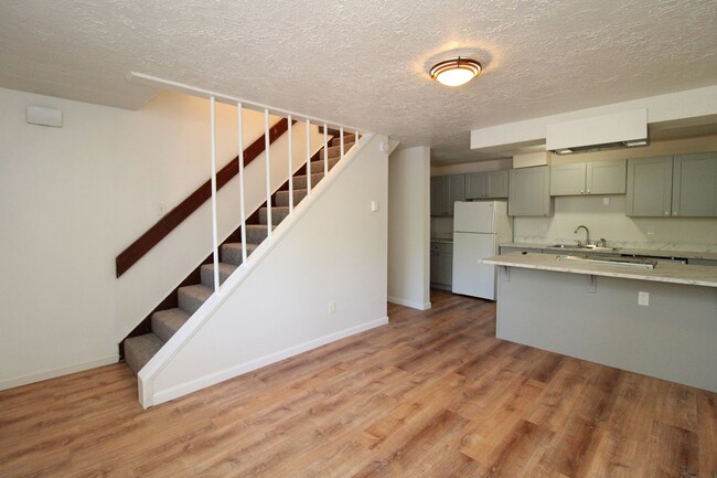 5704 SW Beaverton Hillsdale Hwy Unit 07