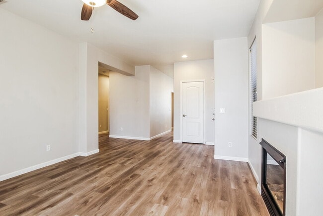 Photo - 6601 W Lawrence Ln