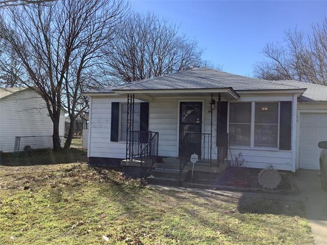 Photo - 213 Donald St