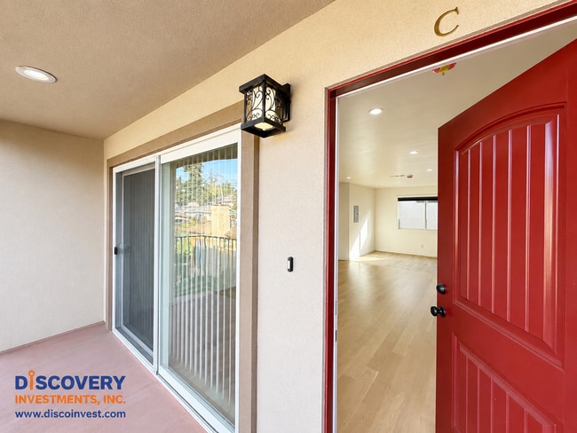 Photo - 3939 Midvale Ave Unidad #C
