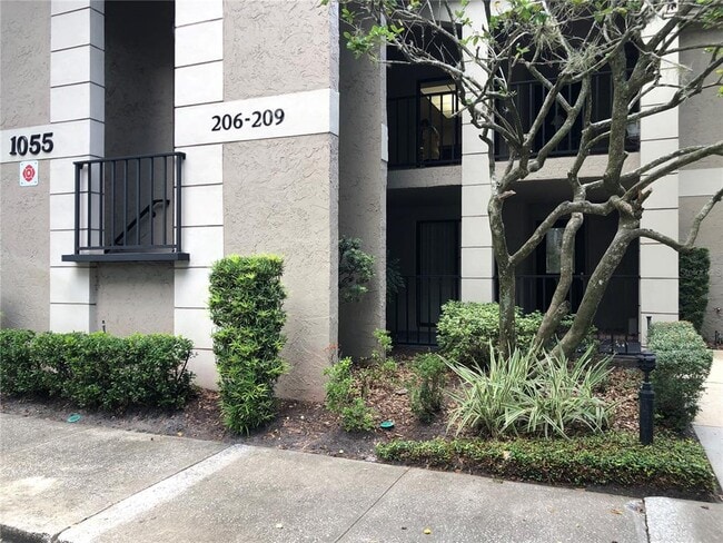 Building Photo - 1055 Kensington Park Dr Unit 208 Rental