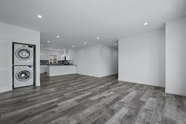 Photo - 12905 Landale St Unit 203