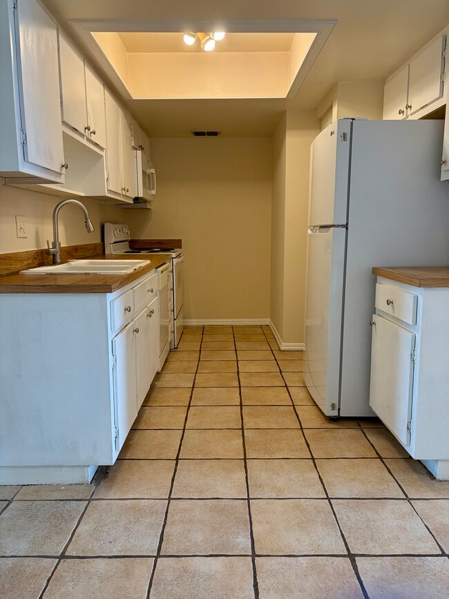 Photo - Tamrind Condominium Unit B208