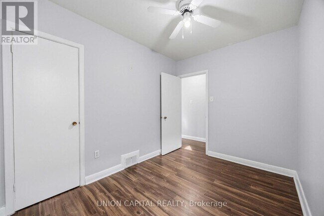 Photo - 515 Marlee Ave