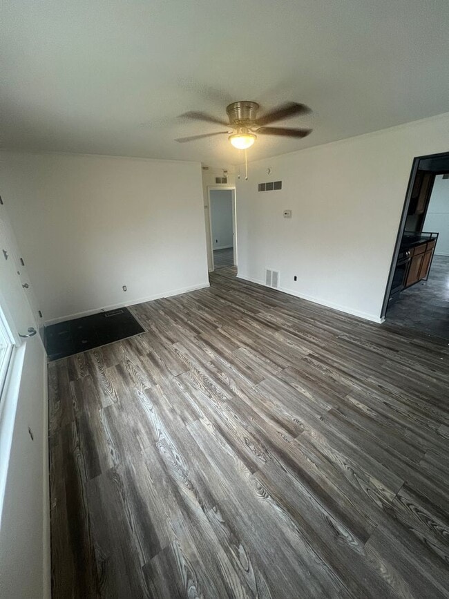 Photo - 8628 Chapp Ave