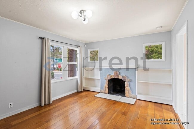 Photo - 3400 Seminary Ave