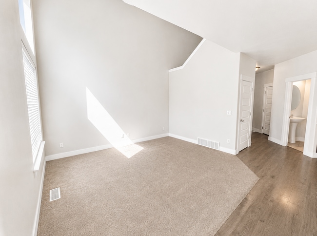 Photo - Beautiful 3-Bedroom Townhome in Lehi – Community Pool, Pickleball & More!