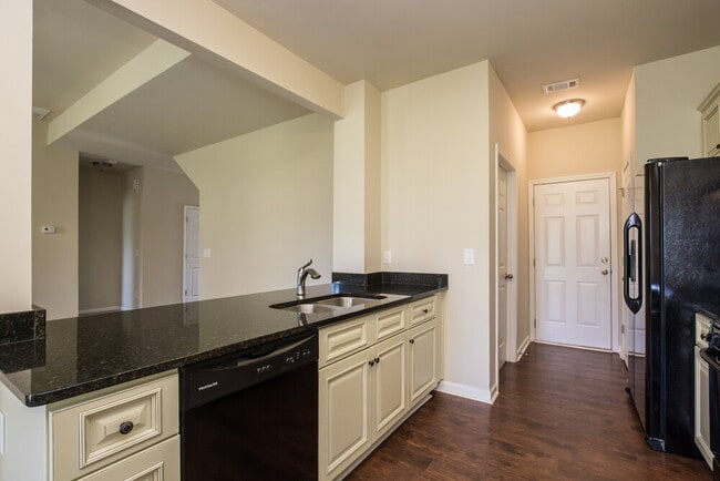 Photo - 62 Prescott Dr