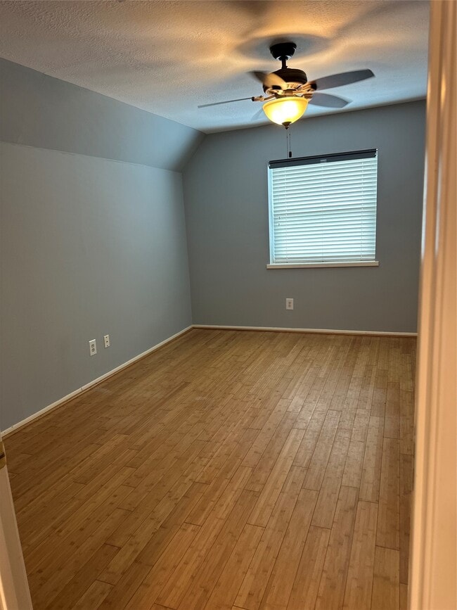 Photo - 3411 Stoney Oak Dr