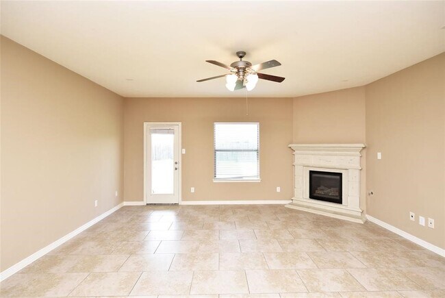 Photo - 4050 Calaway Oaks Ln