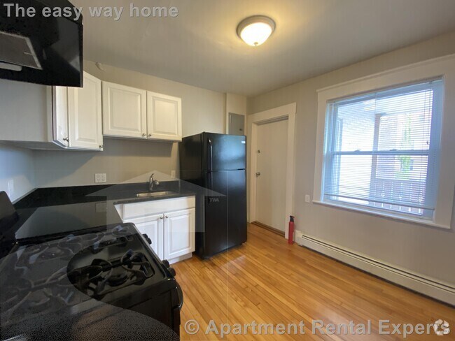 Building Photo - 56 Hancock St Unit #3 Rental