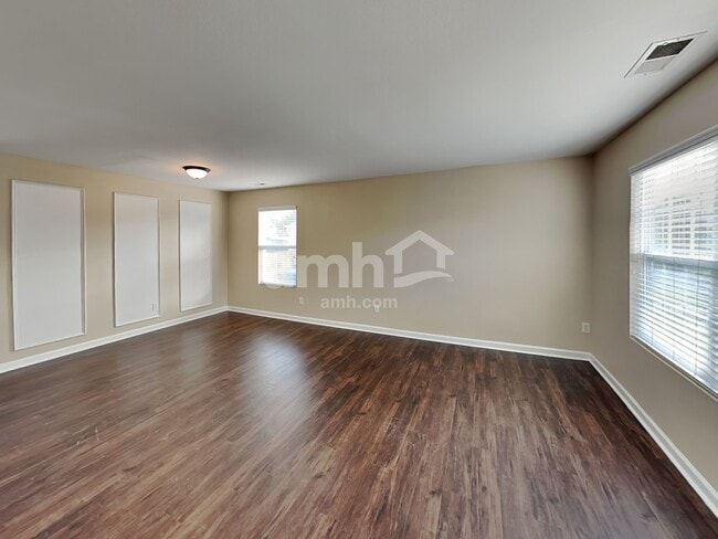 Photo - 1836 Meadow Crossing Dr