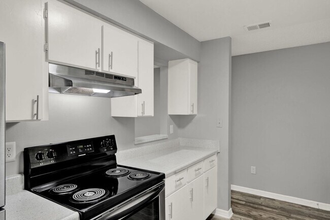 Photo - ***Cute 2 Bedroom Apartment in Orange City*** Unit 902-D