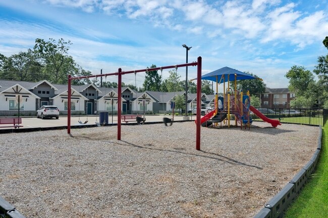 10317 Lake Rd Unit 6B