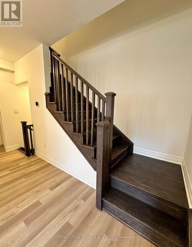 Photo - 1317 Leriche Wy